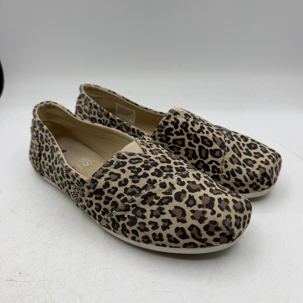 Bobs By Skechers Shoes Womens Sz 7.5 Beige Cheetah Leopard Print Slip On 33417